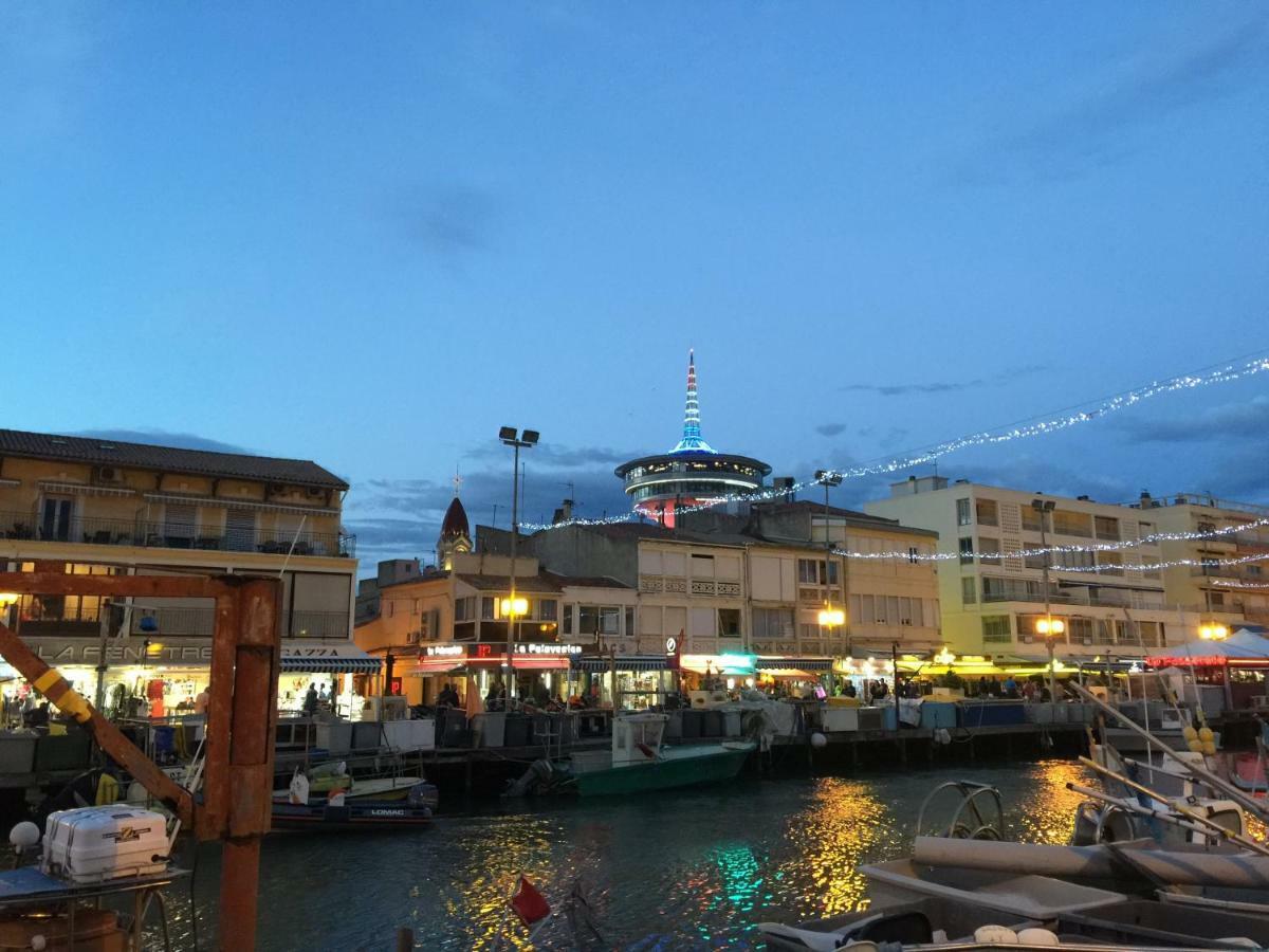 Meuble De Tourisme Classe, Climatisation, Pieds Dans L'Eau 팔라바 레 플로 외부 사진