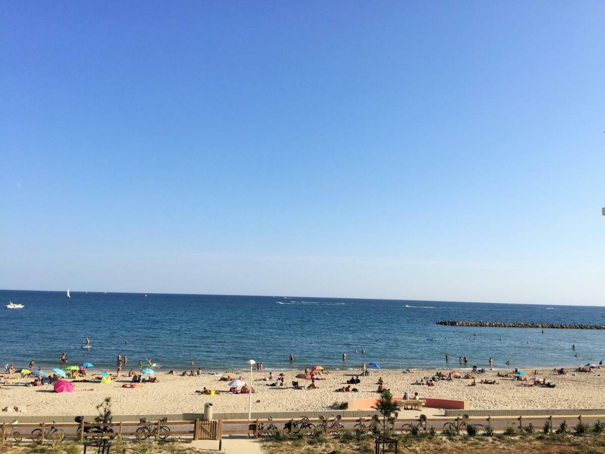 Meuble De Tourisme Classe, Climatisation, Pieds Dans L'Eau 팔라바 레 플로 외부 사진